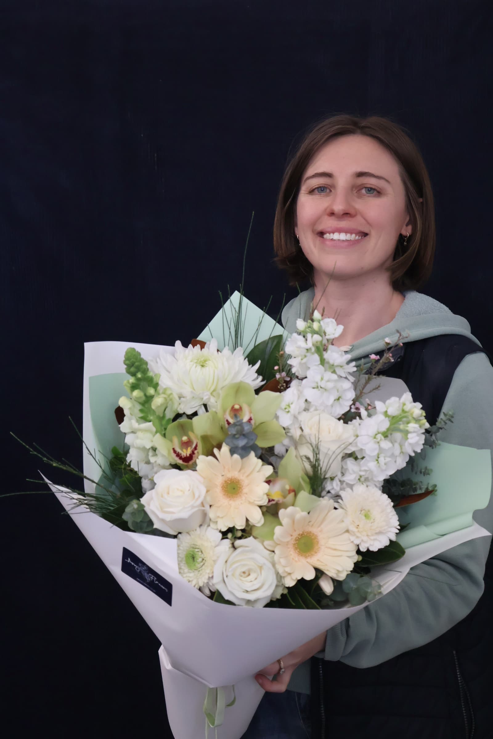 Real Bouquet | Classically Yours order made by Amy's Flowers