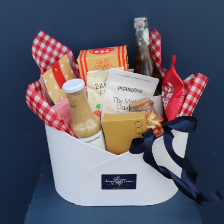 Gift Hamper | Get Ya Snack On 