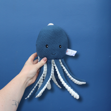 Lily & George | Ocho Octopus