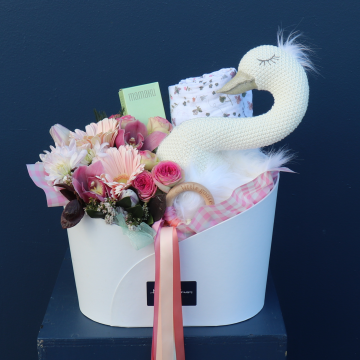 Baby Hamper Floral | Sweet Dreams