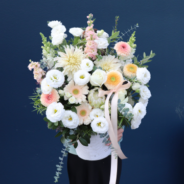 Arrangement | Just Peachy