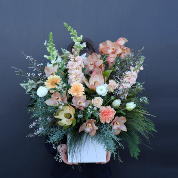 Arrangement | Just Peachy