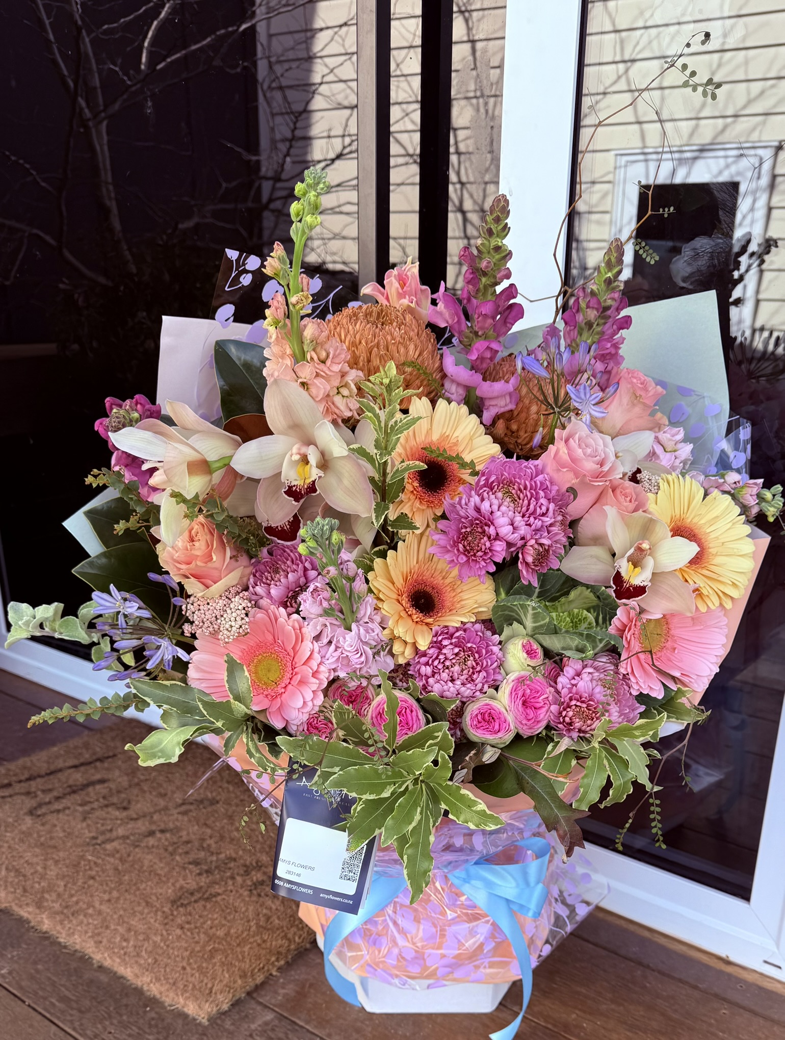 Fresh flowers available for delivery to Paeroa